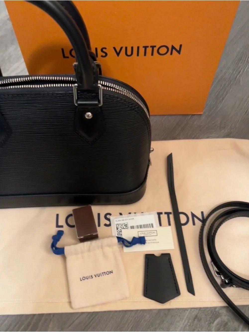 Louis Vuitton louis vuitton
